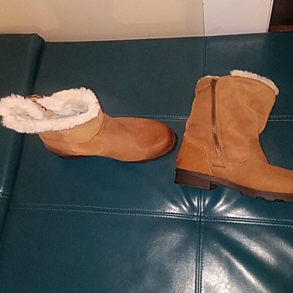 Boot - Picture 1 of 2